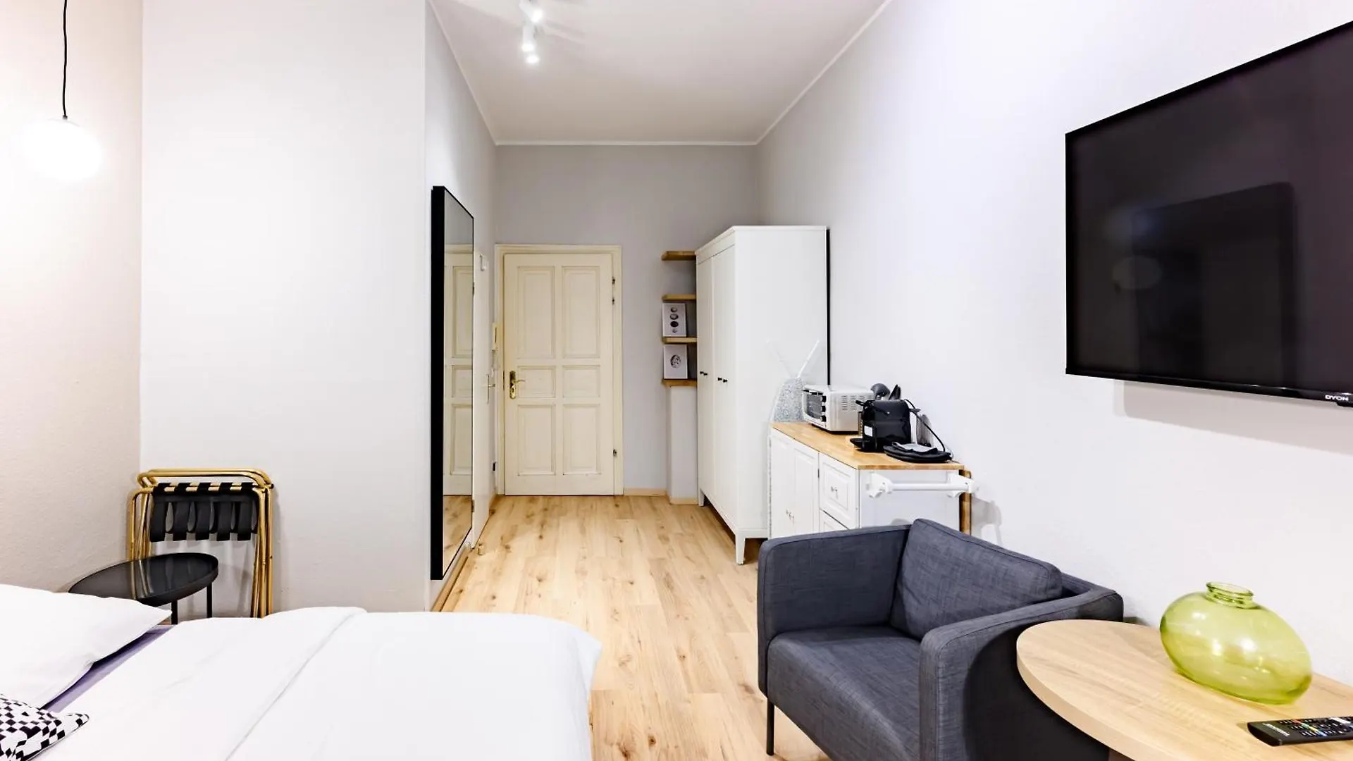 Ground-Floor Studio For 2 People Near Mauer Park برلين 0*,