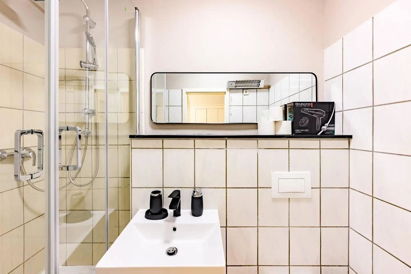 شقة Ground-Floor Studio For 2 People Near Mauer Park برلين ألمانيا